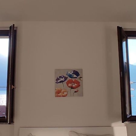 Appartamenti Regina Lake Como Dorio 外观 照片