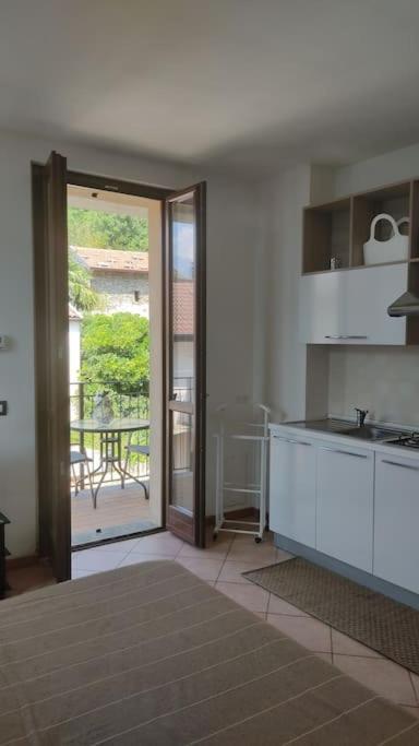 Appartamenti Regina Lake Como Dorio 外观 照片